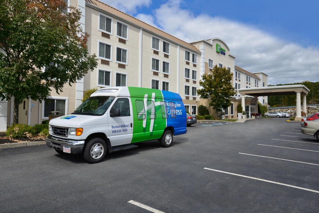 Holiday Inn Express Boston-Milford By Ihg Екстериор снимка