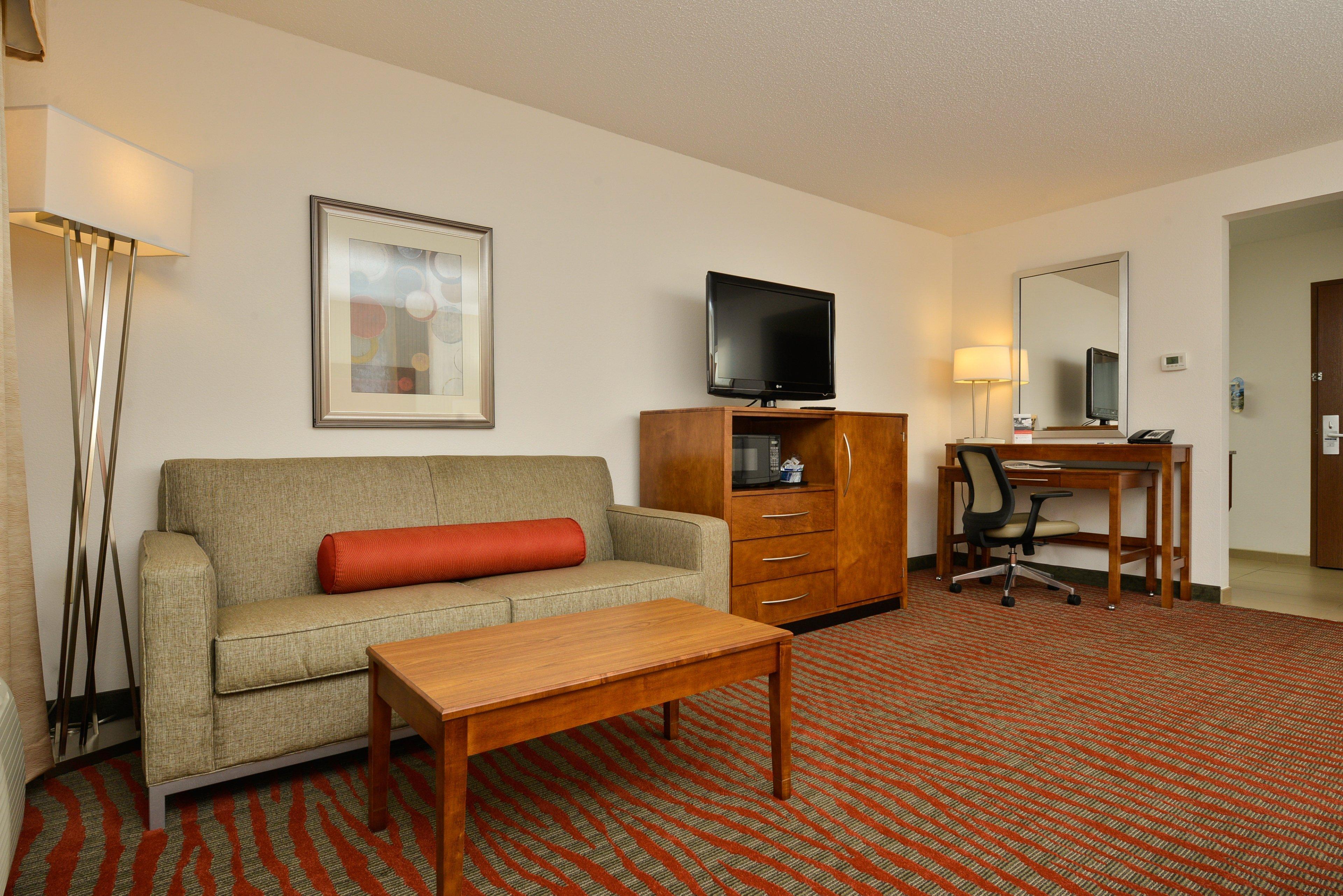 Holiday Inn Express Boston-Milford By Ihg Екстериор снимка